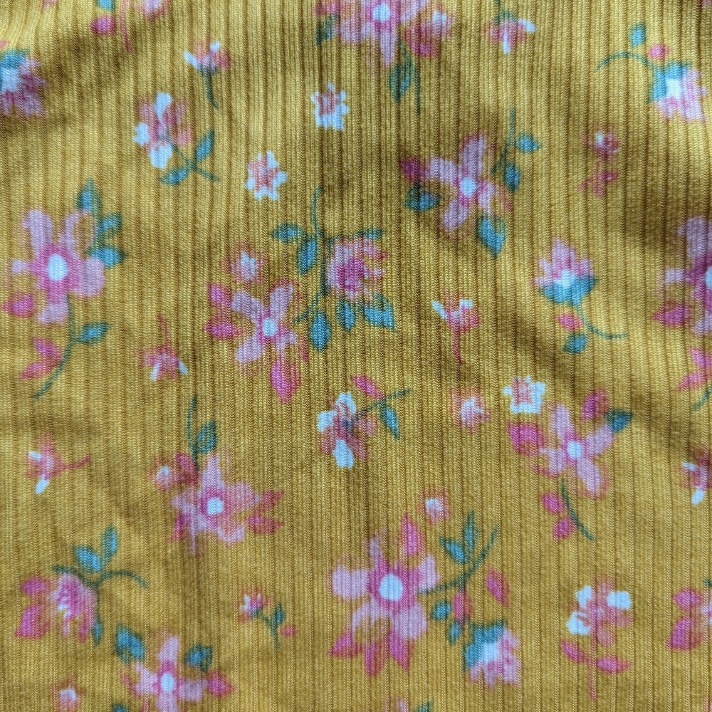 2/$10 Nwot floral pinafore set - Picture 6 of 11